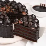 Bakingo Snicker Fuse Chocolate Cake